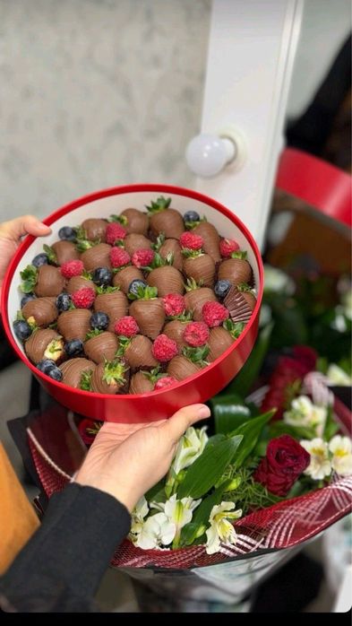 клубника в шоколаде