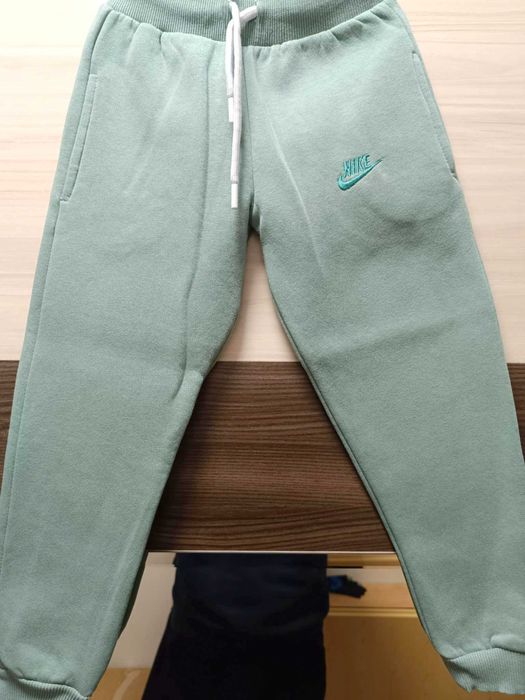 Чисто нови детски ватиран екип и топло поларено горнище/яке