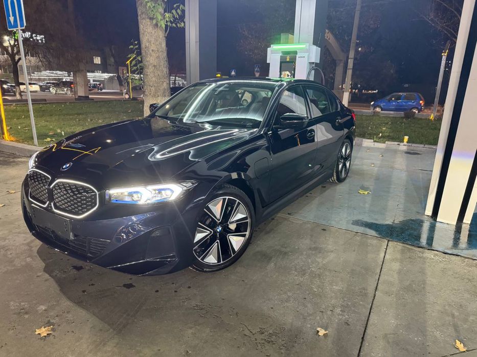 BMW i3 40L night sport 2025 Full pozitsiya