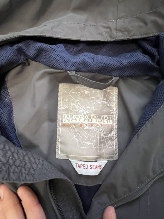 Анорак Napapijri модели Rainforest Winter.