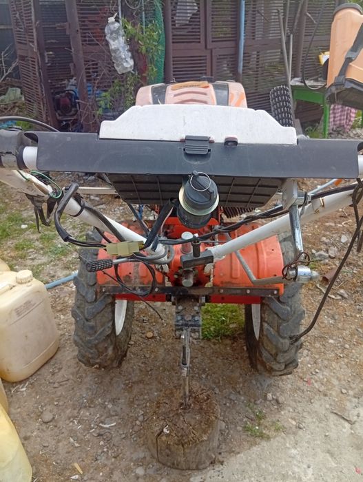 Vând motosapă Ruris 18 cp