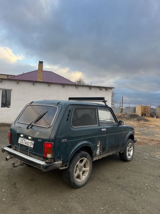 Продою ниву 2009 года