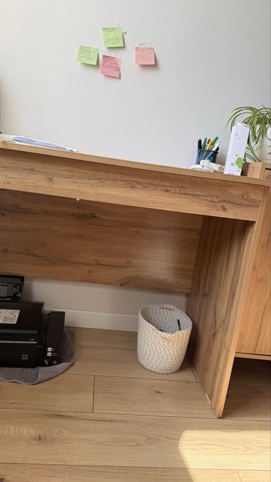 Стол писменный как новый