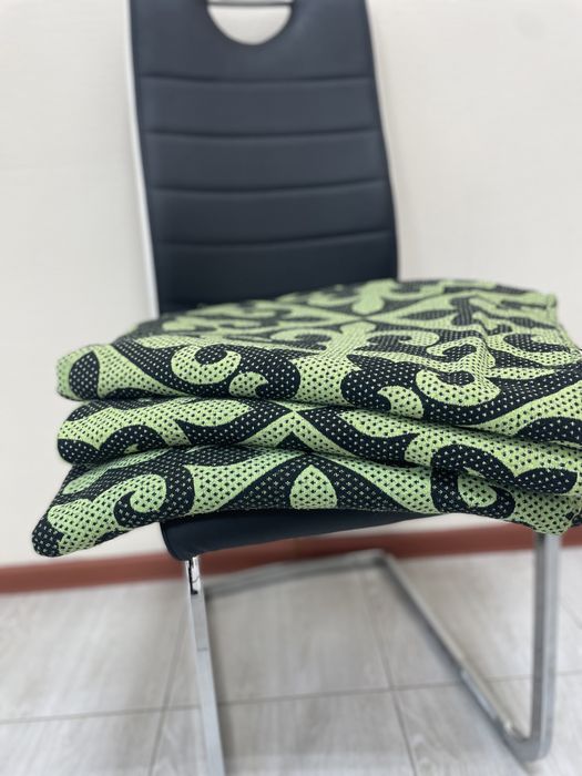 Продаются летние одеяла, размер 140×220 см.