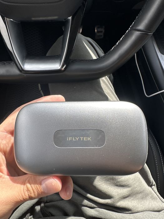 IFLYTEK AI переводчик