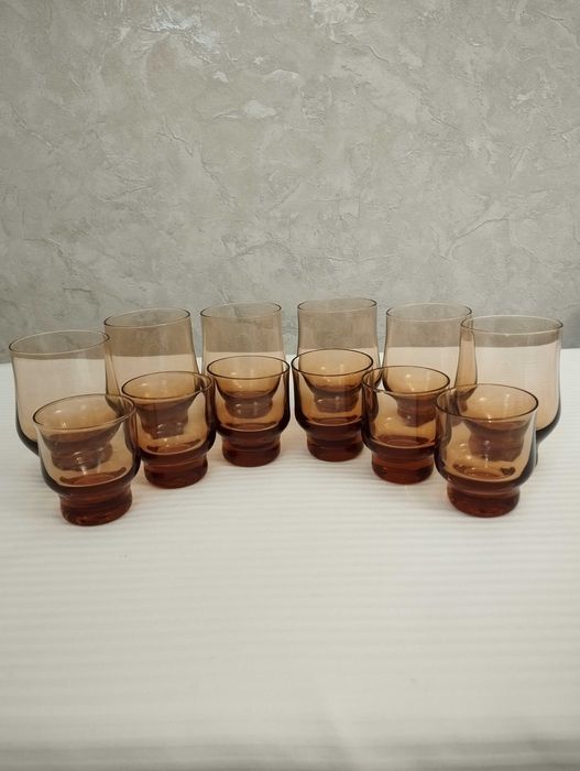 Стопки двух размеров 12 штук