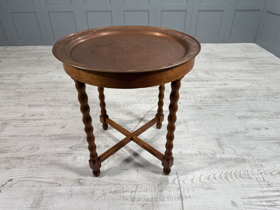 Винтидж маса за кафе с метален плот К069