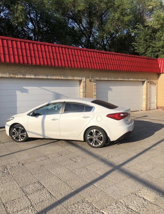 Дом в Наурызбайском районе 20 соток