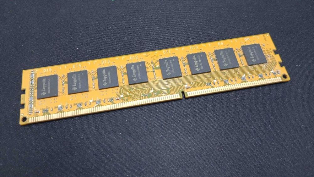 ОЗУ DDR на 8Гб памяти