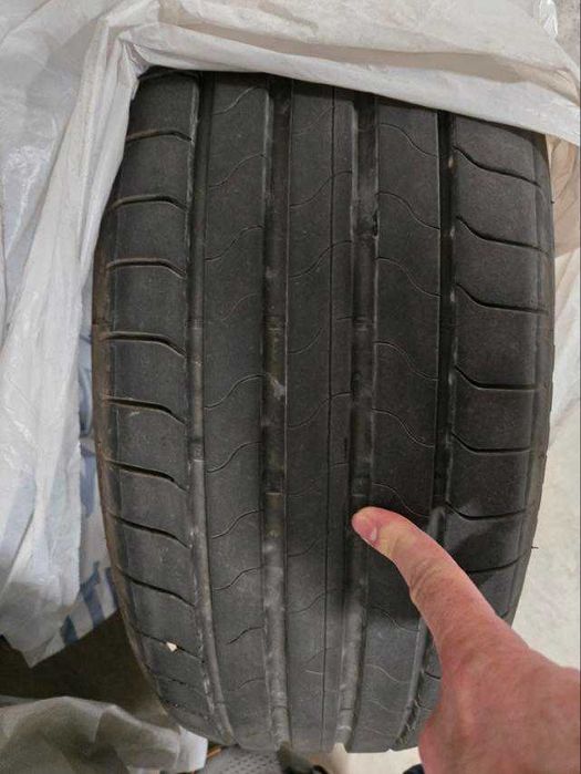 CH-R 2024 225/50 R19 оригинални летни гуми на 1000км