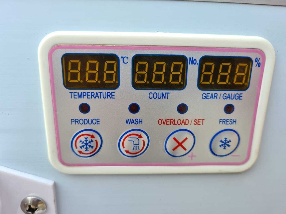 Masina de inghetata ,aparat de inghetata nou cu factura si garantie