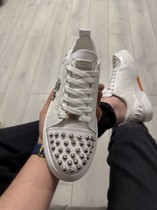 Adidasi Barbati Philipp Plein Alb!