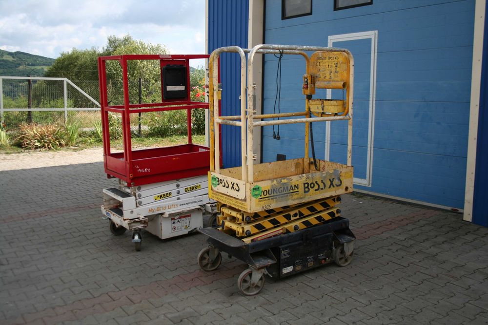 De vanzare sau de inchiriere nacele mini tip foarfeca