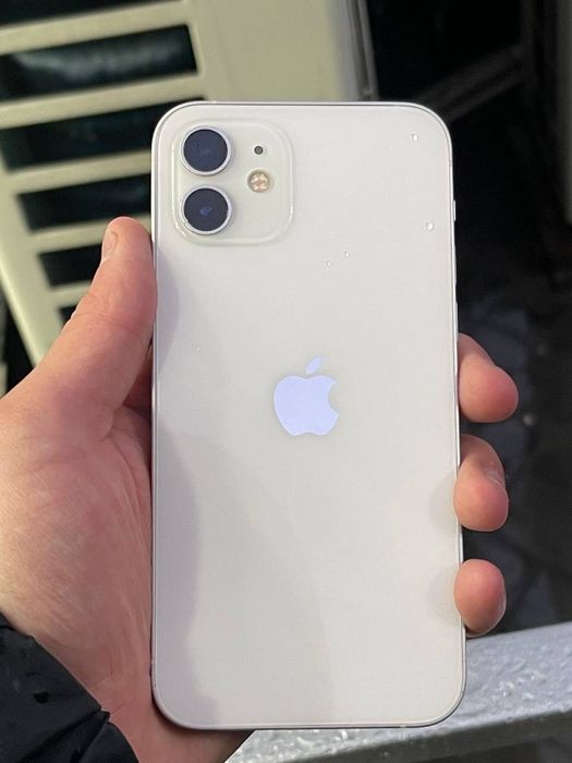 Iphone 12 с гарантией