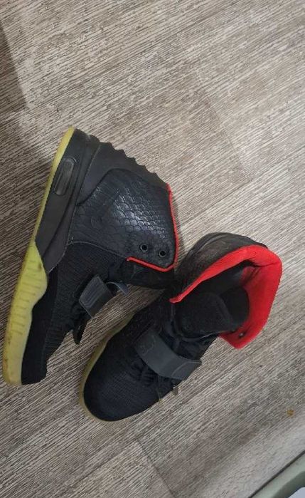 Кроссовки Nike Air Yeezy