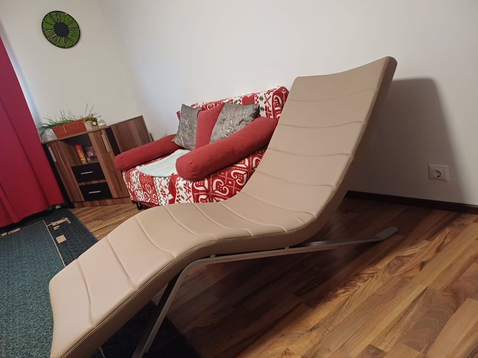 Șezlong piele bej