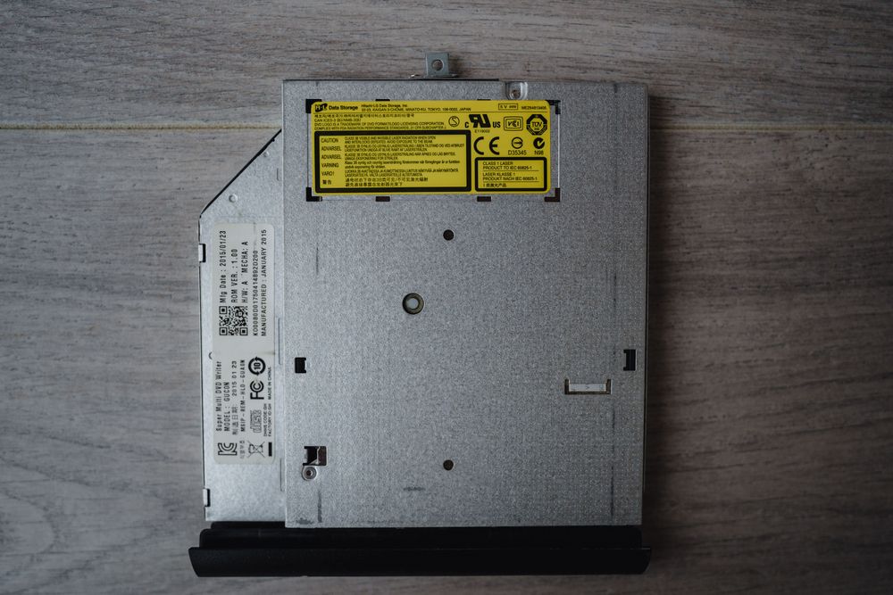 Super Multi DVD Writer pentru laptop-uri.