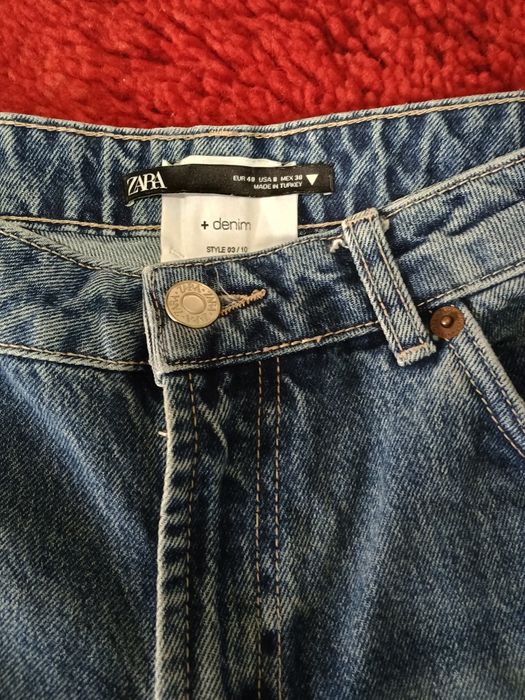 Много дънки на Зара