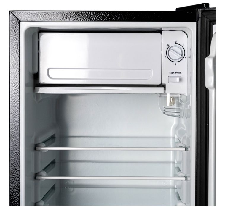 Холодильник Leadbros HD-95 черный