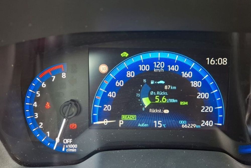 Toyota Corolla Touring Sport