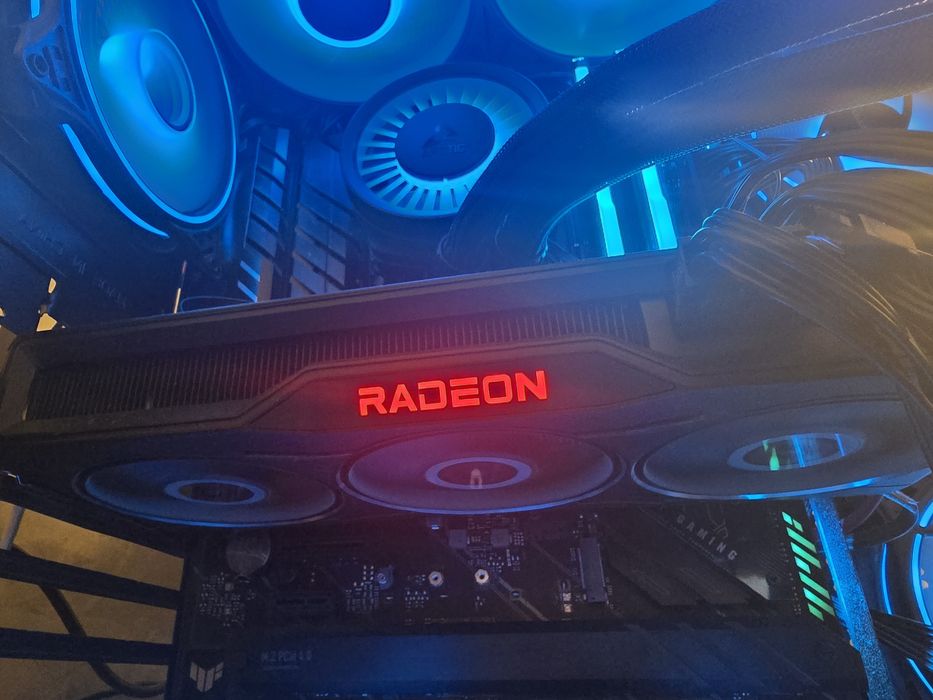 Placa video RX 6750XT + Sursa 750w