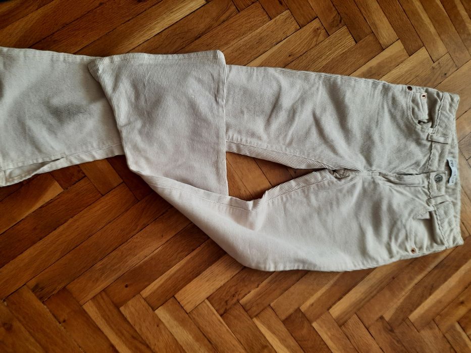 Джинси чарлстон на ZARA за момиче 140см.