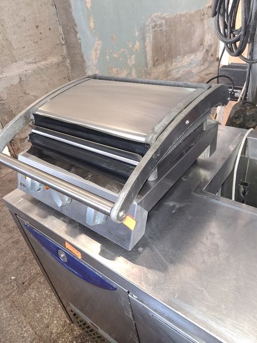 Тостер/ преса/ контактен грил ROBAND бързо загряващ