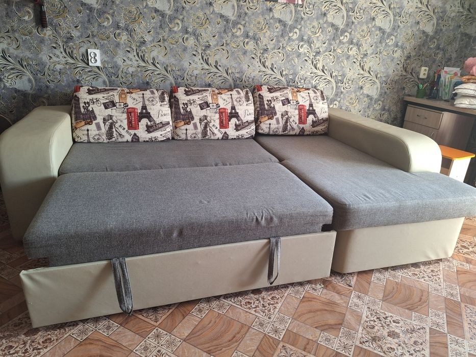 Продам угловой диван