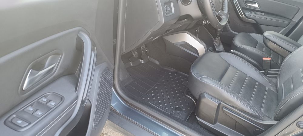 Dacia Duster4x4,4x2, diesel, 2020.Garantie 1 an . Rate pe loc.