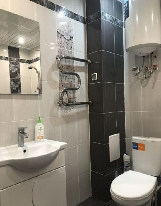 Центр. 1-но комнатная Абая