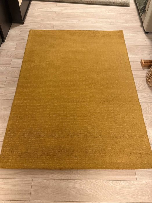 Covor fir scurt IKEA LANGSTED Galben Muștar - 133x195 cm