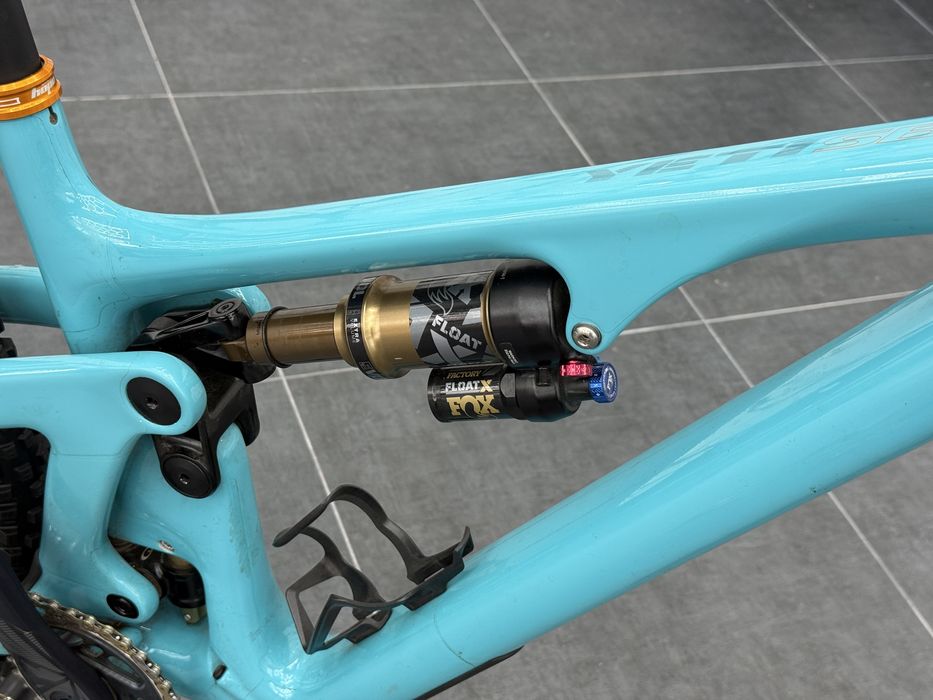 Yeti SB130 M размер 29 цола 1х12 Sram GX AXS спирачки Hope Tech 4 V4