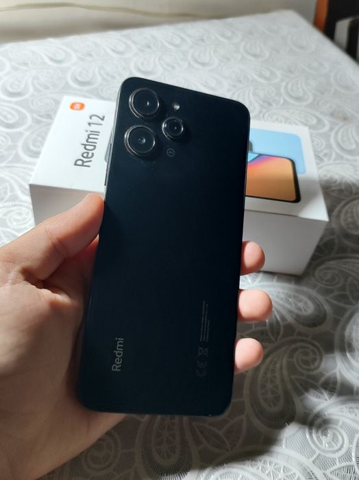 Redmi 12   4+4/128 gb