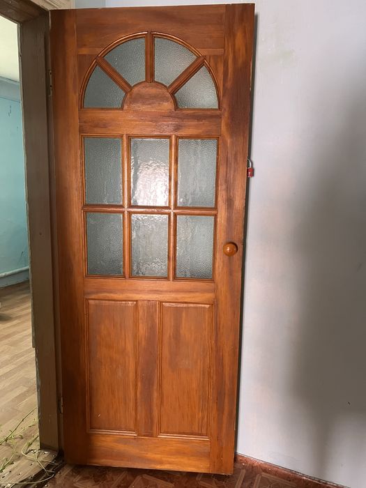 Продается межкомнатные двери 4 шт