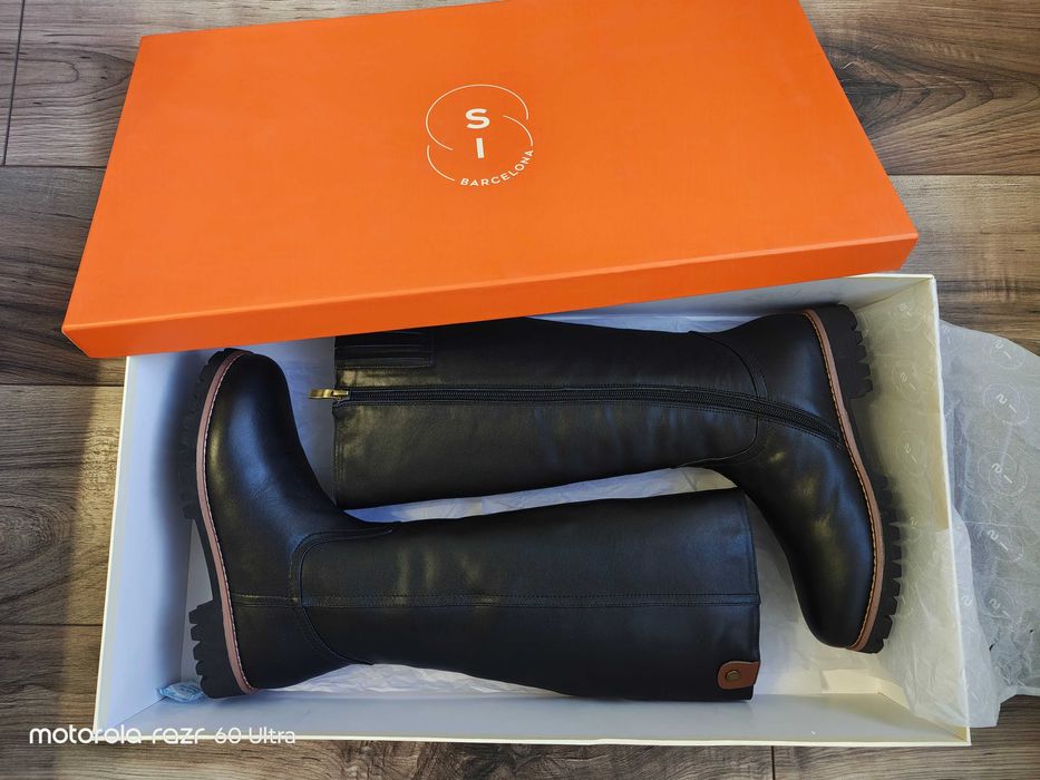 Дамски зимни ботуши Sí Barcelona