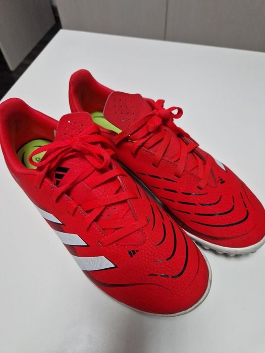 Adidasi predator măr 38.2/3