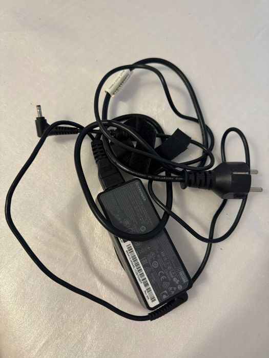 Laptop Lenovo IdeaPad 100-15IBD i5 5200U 8Gb SSD 256 Gb GeForce 920MX