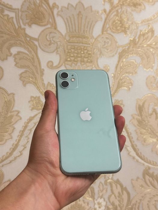 Iphone 11 sotiladi srochna
