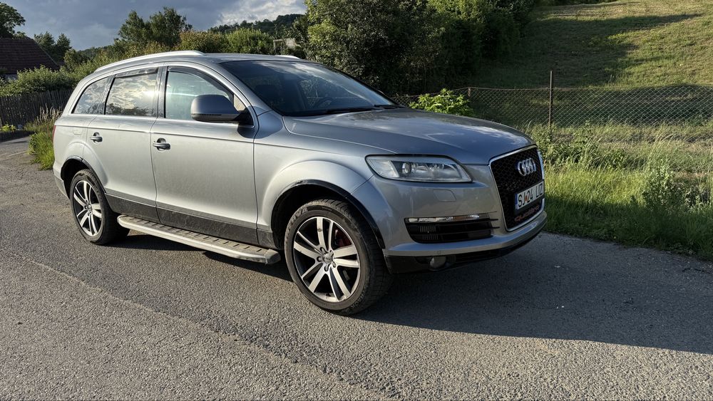 AUDI Q7 0 — imagine 3