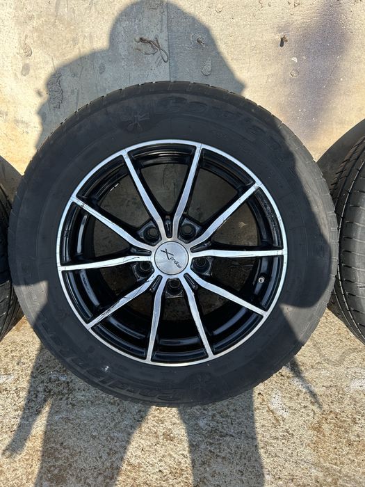 Диски с резиной!