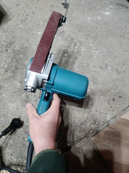 Makita 9031 șlefuitor cu bandă
