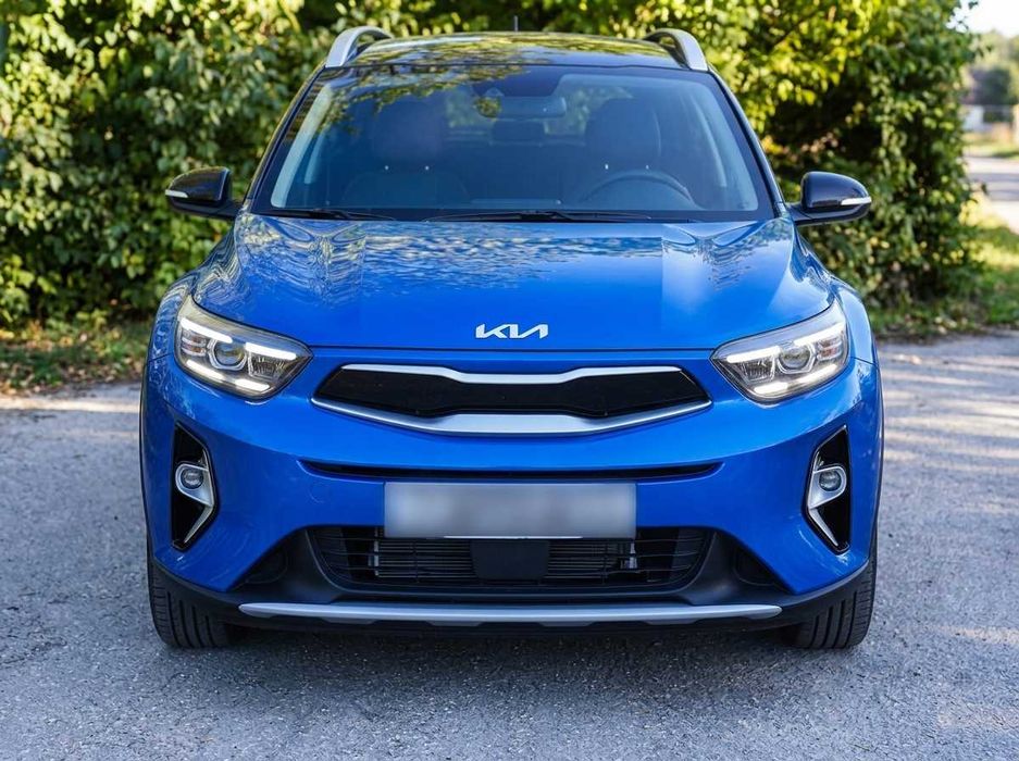 KIA Stonic 2022 – Изключително Запазен Автомобил