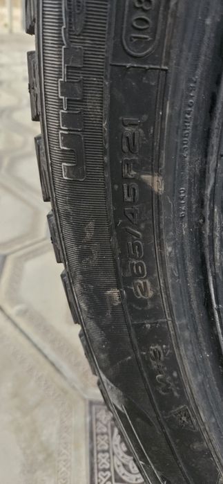 Балон шина Goodyear 265/45/R21