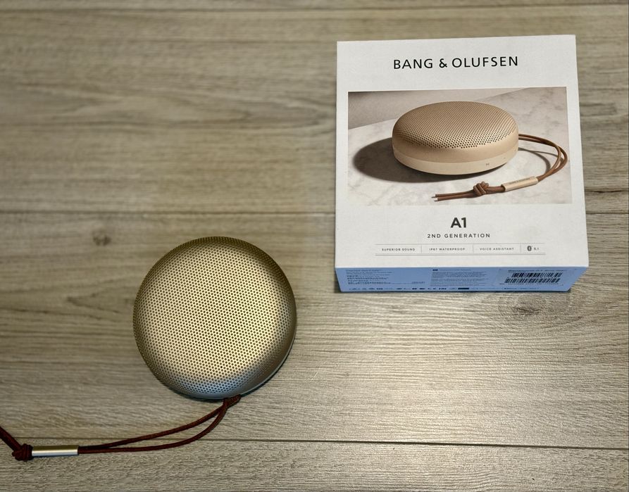 Bang & Olufsen A1 2nd generation Gold