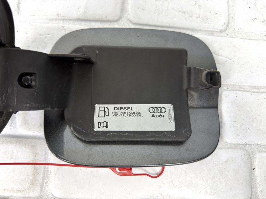 Капачка гориво AUDI Q5 8R 8R0809999B