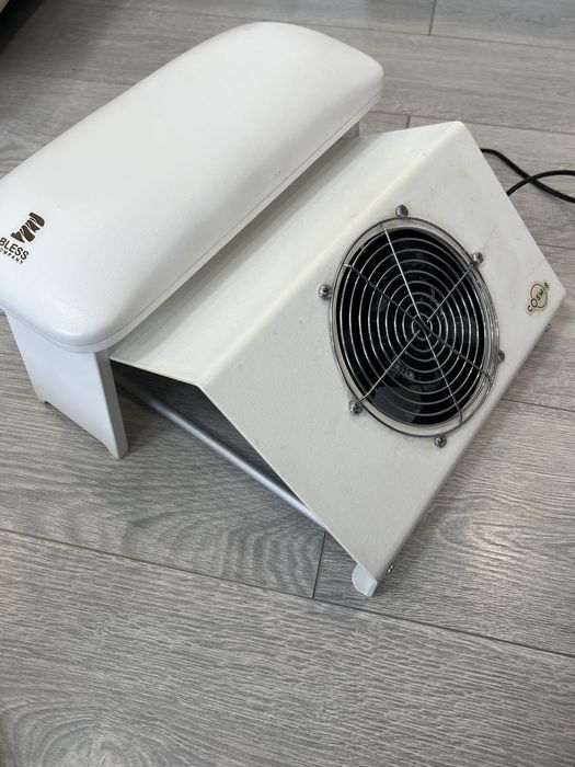 Пылесос для маникюра