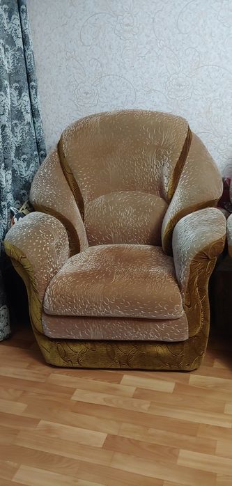 Продам мягкий уголок