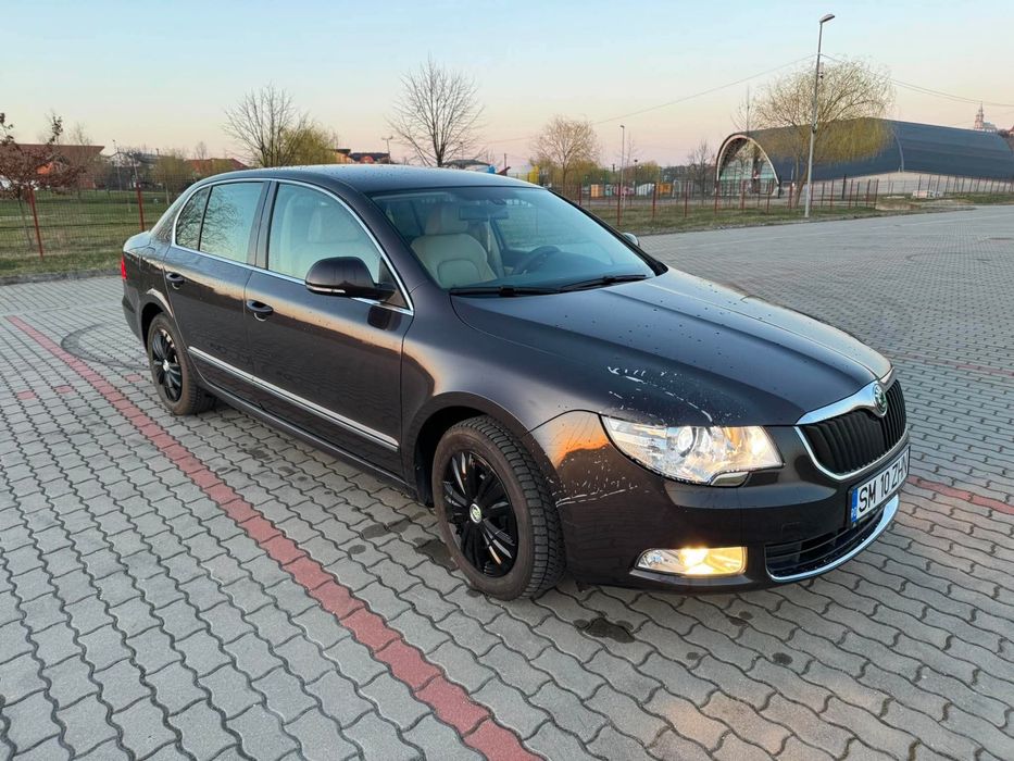 SKODA Superb 2010 — imagine 2