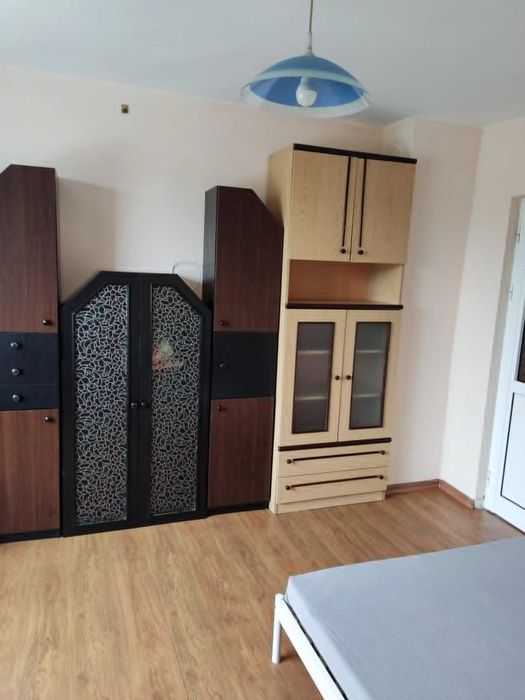 Дава се под наем Едностаен апартамент в Русе, Център - 45 кв.м за 298.86 € - Снимка #7