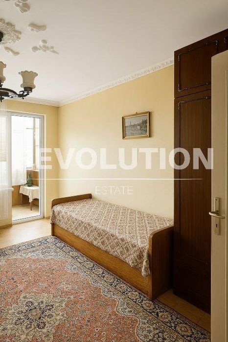 Дава се под наем Четиристаен апартамент в Варна, Автогара - 110 кв.м за 600 € - Снимка #1